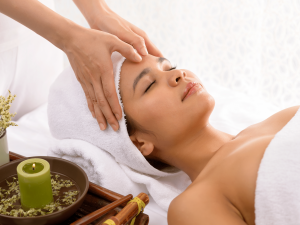 lady having acupressure treatment at perea clinic