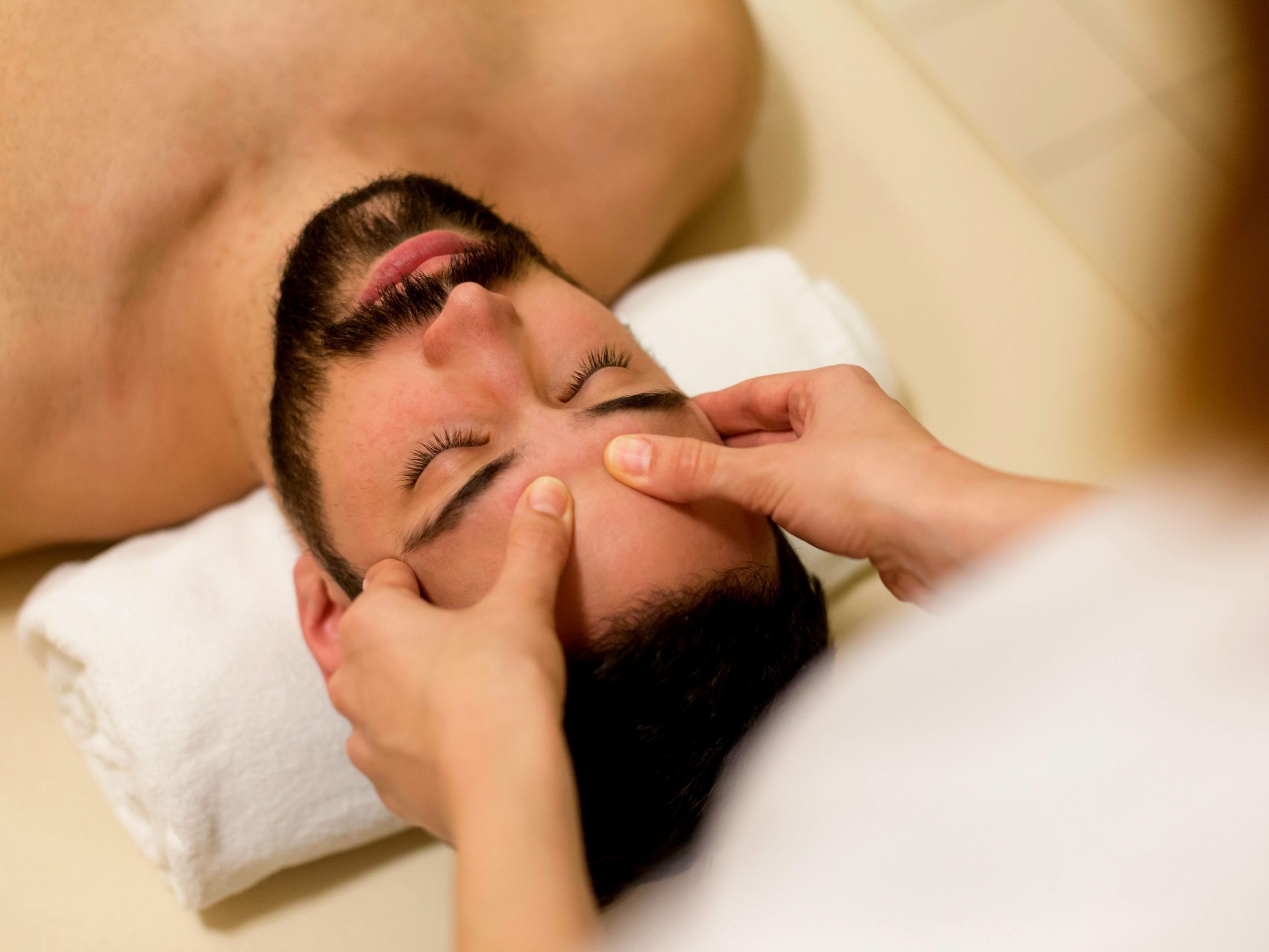 Head Massage - N1- Islington -PereaClinic-London